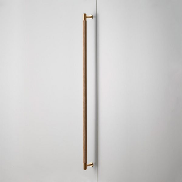 Closet Bar / Brass