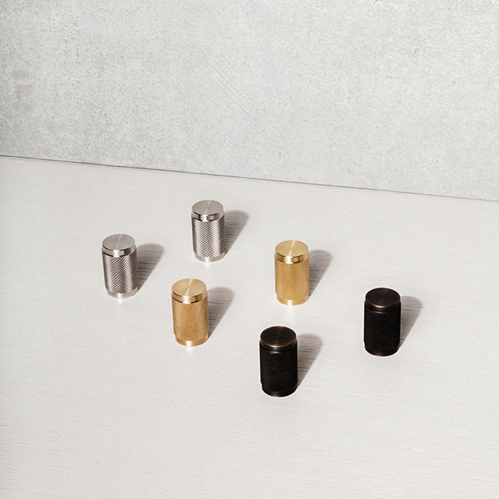 Furniture Knob / Smoked Bronze