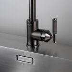 Kitchen Taps / Mixer With Pull Out Spray / Cross / Gun Metal - Image 4