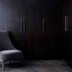 Pull Bar / Plate / Large / Black
