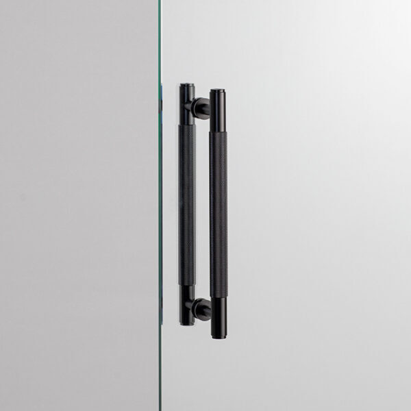 Pull Bar / Double Sided / Black