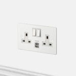 2G UK SOCKET + USB 3.1A / White