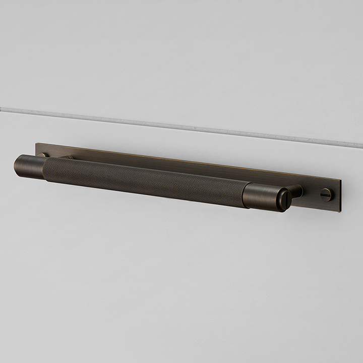 PKwM1H2-2.jpg Pull Bar / Plate / Large / Smoked Bronze - Image 1