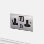 2G UK SOCKET USB / Steel