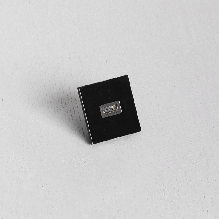 k1FXGks.jpg Electricity Plate HDMI Insert - Image 1