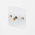 1G Intermediate Toggle / White / Brass