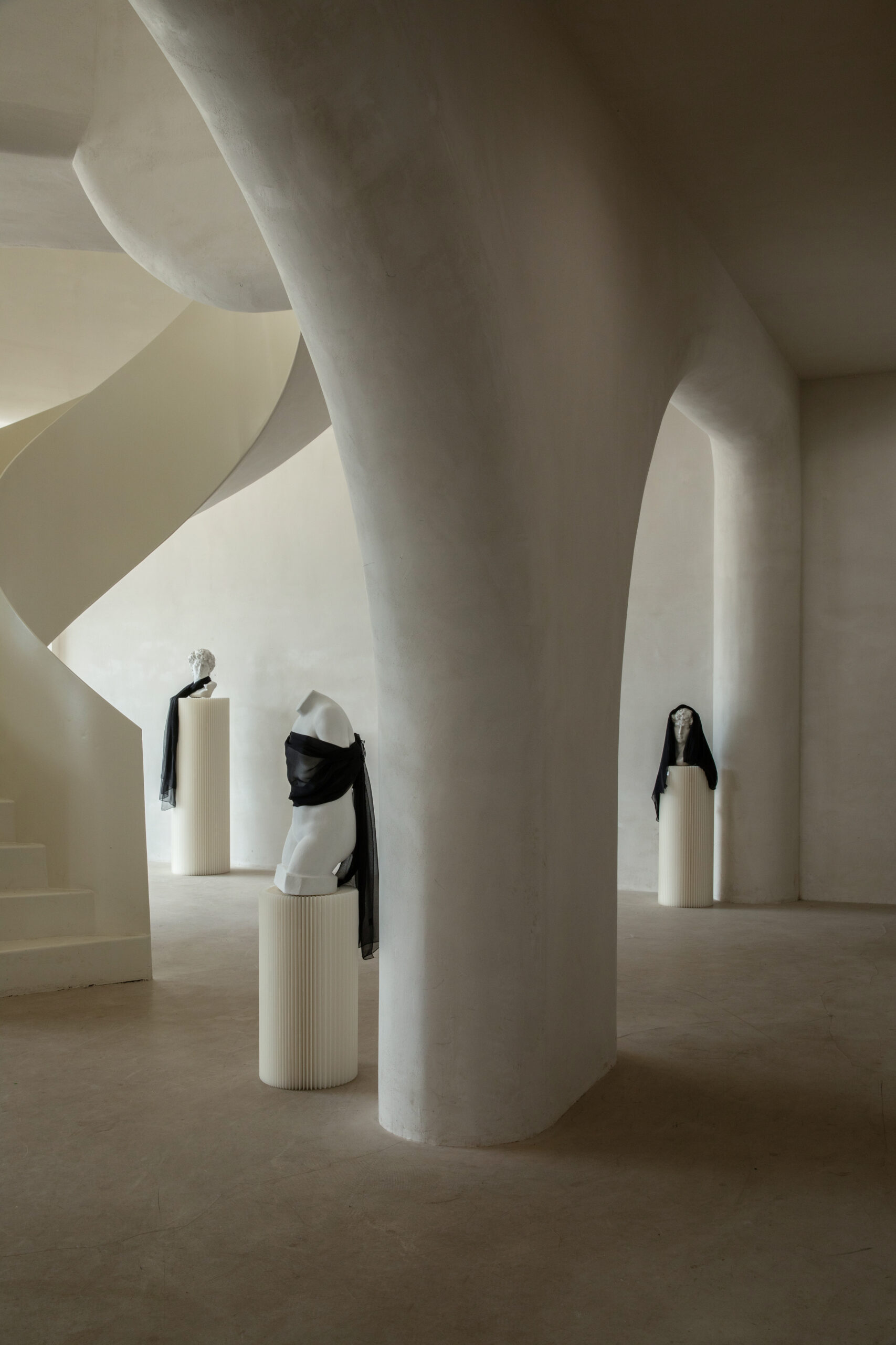 Cascade Column 1 Cascade Column - Image 1